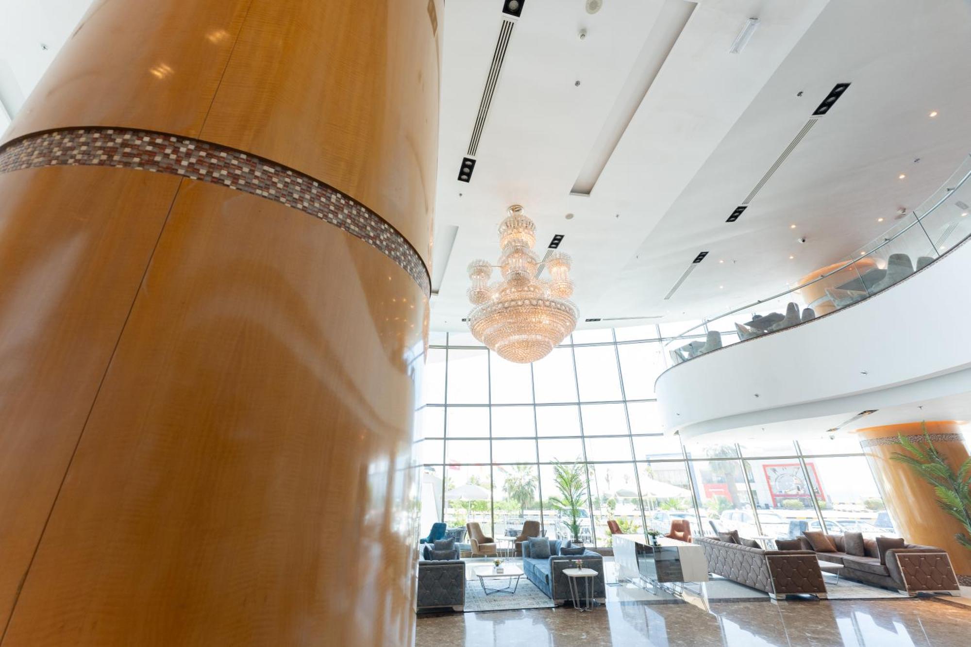 Kuwait Grand Hotel Kuwait City Esterno foto