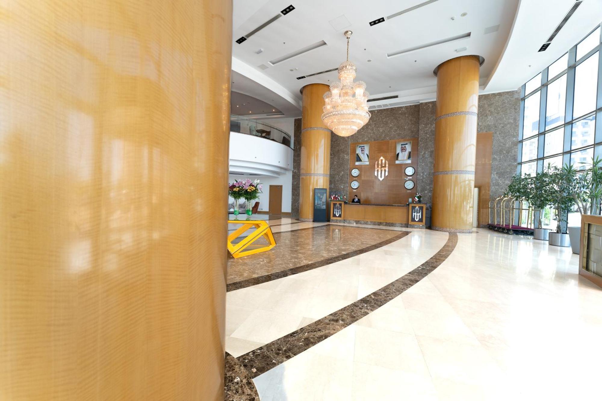 Kuwait Grand Hotel Kuwait City Esterno foto