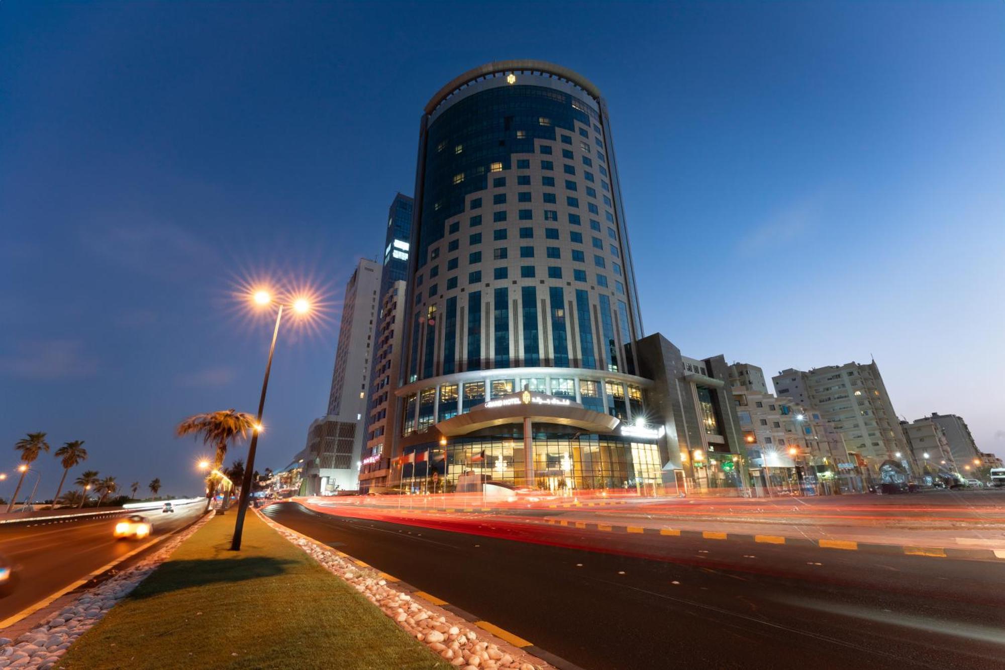 Kuwait Grand Hotel Kuwait City Esterno foto